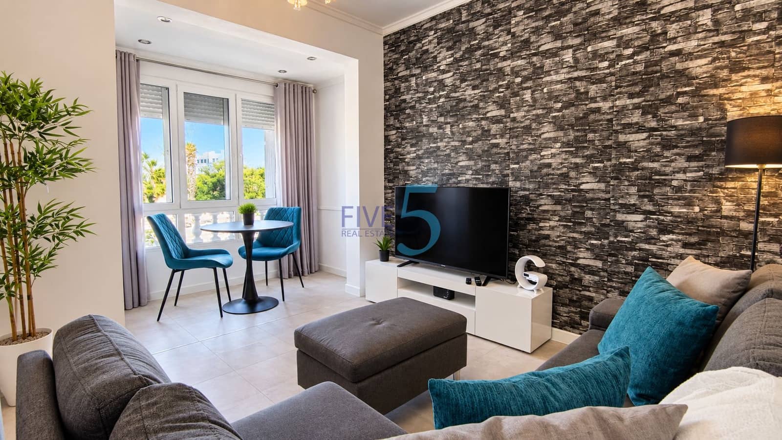 2 slaapkamer Appartement te koop in Torrevieja met zwembad - € 124.950 (Ref: 10101369)