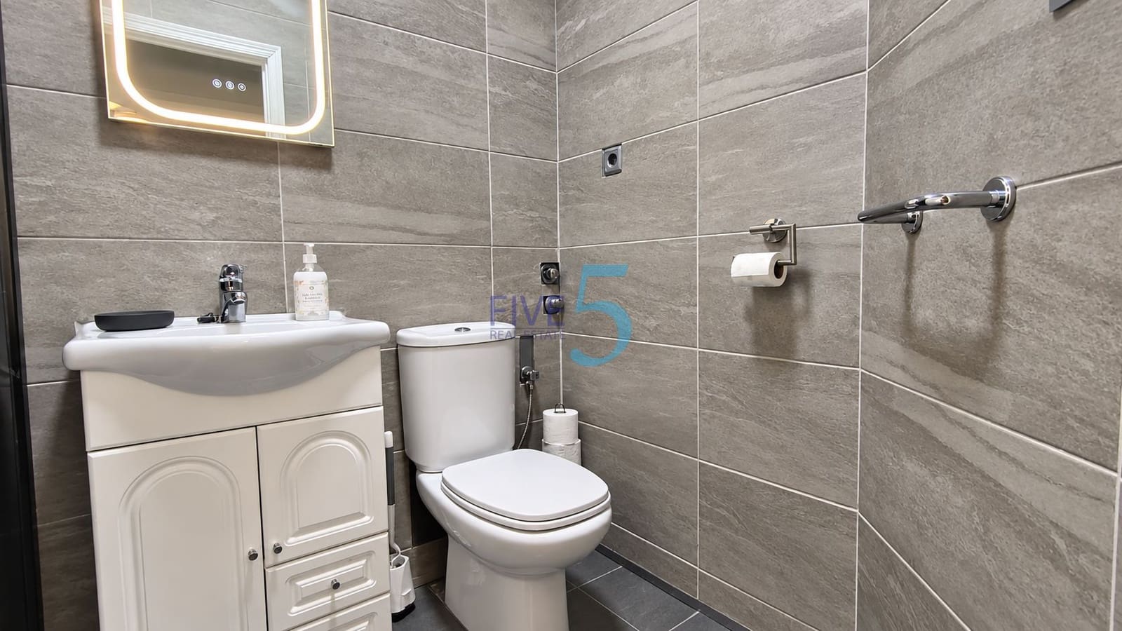 2 slaapkamer Appartement te koop in Torrevieja met zwembad - € 124.950 (Ref: 10101369)