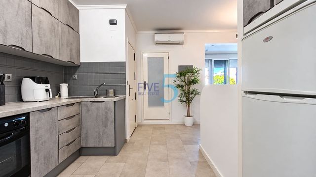 2 slaapkamer Appartement te koop in Torrevieja met zwembad - € 124.950 (Ref: 10101369)