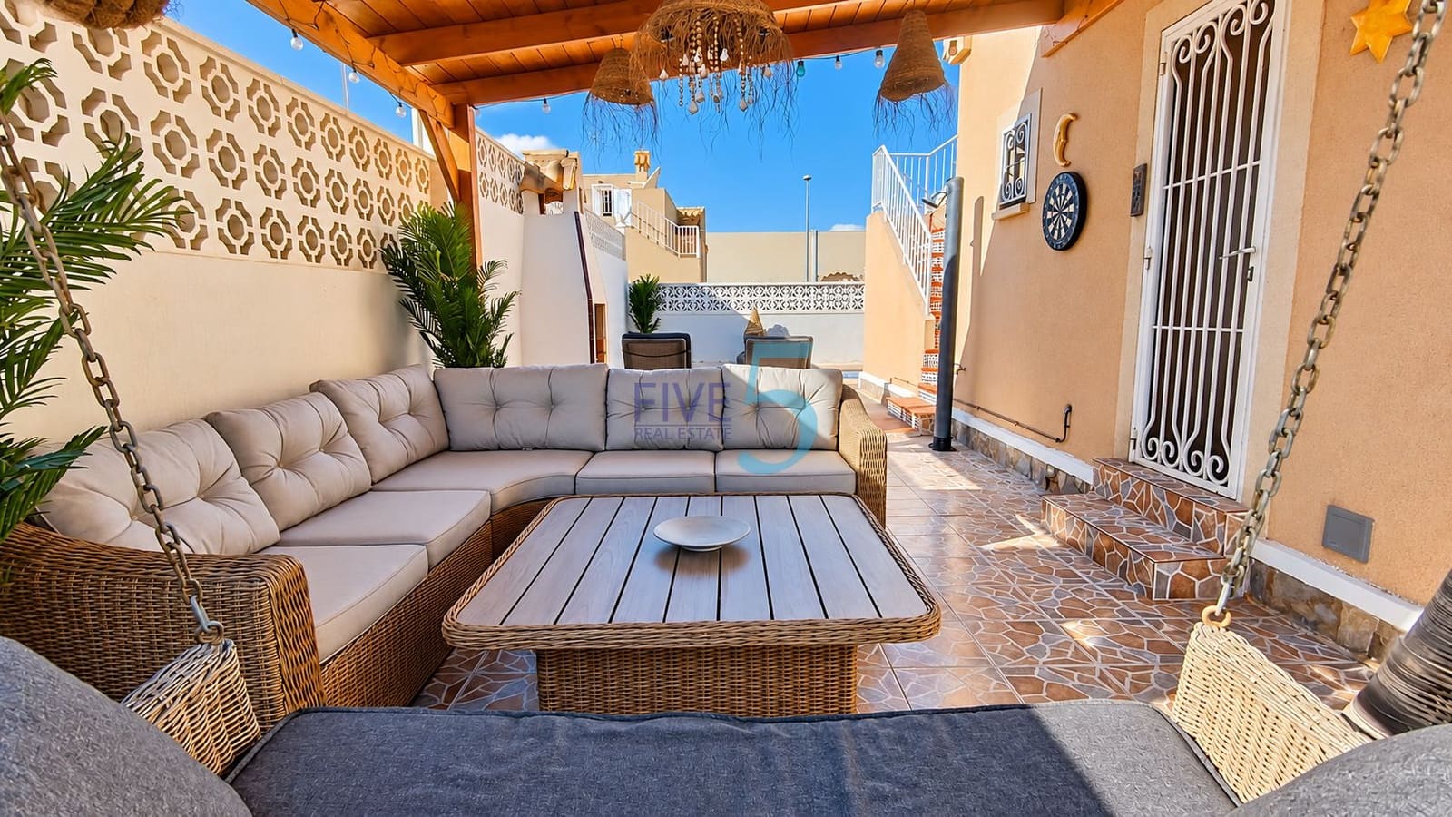 2 Zimmer Villa zu verkaufen in Benijofar mit Pool Garage - 245.000 € (Ref: 10101372)