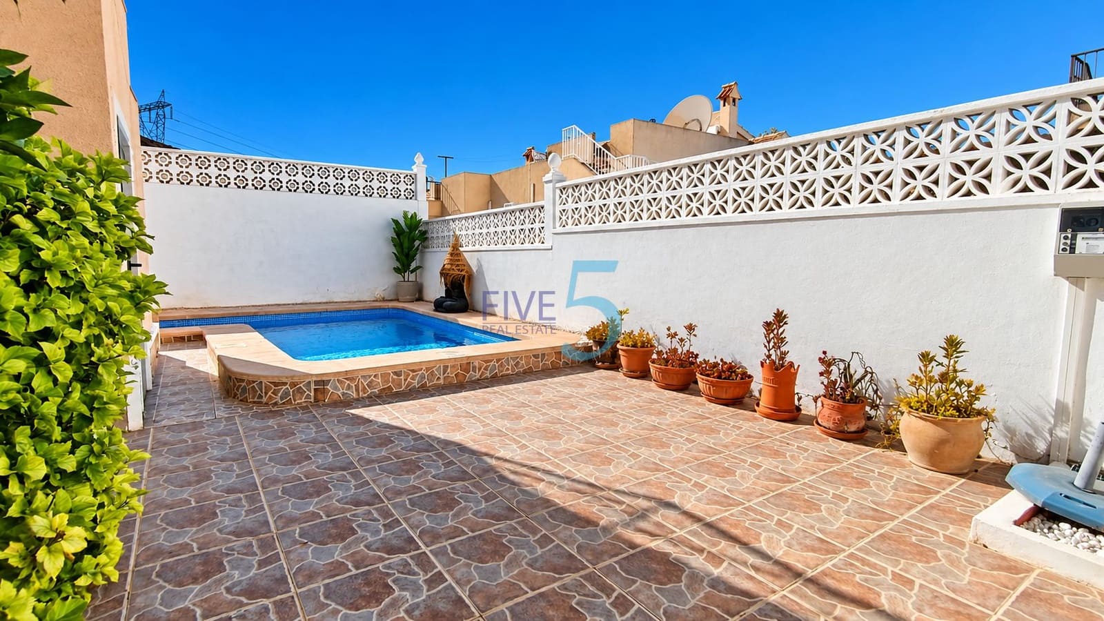 2 Zimmer Villa zu verkaufen in Benijofar mit Pool Garage - 245.000 € (Ref: 10101372)
