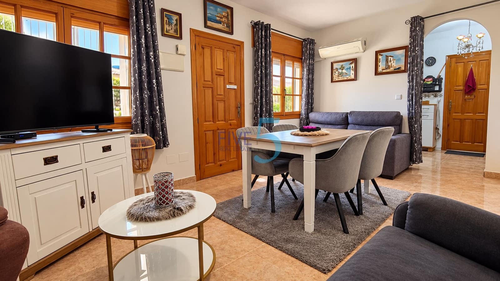 2 Zimmer Villa zu verkaufen in Benijofar mit Pool Garage - 245.000 € (Ref: 10101372)