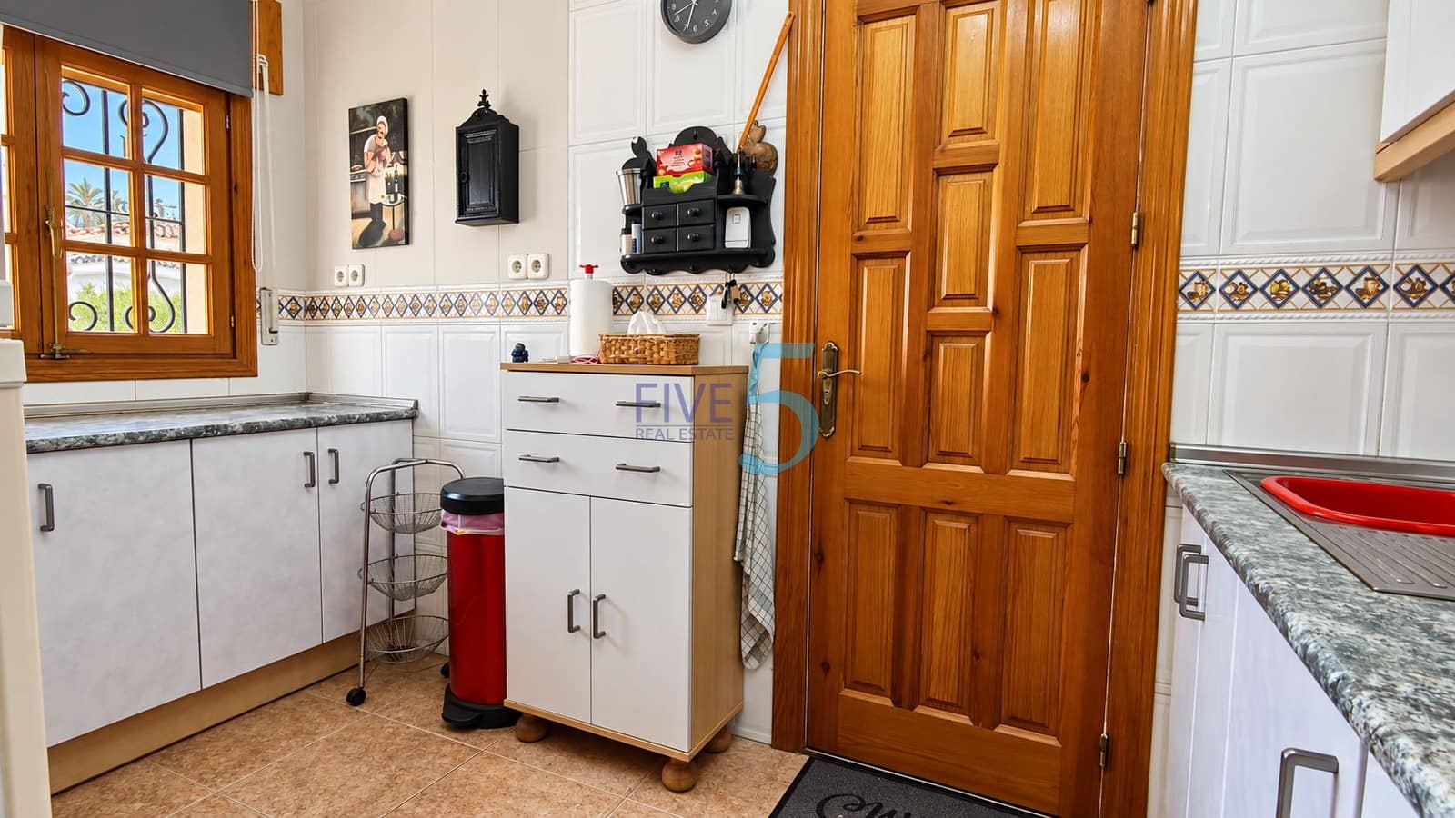 2 Zimmer Villa zu verkaufen in Benijofar mit Pool Garage - 245.000 € (Ref: 10101372)
