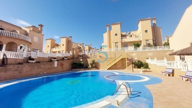 3 chambre Maison de Ville à vendre à Villamartin, Orihuela avec piscine garage - 235 000 € (Ref: 10106514)