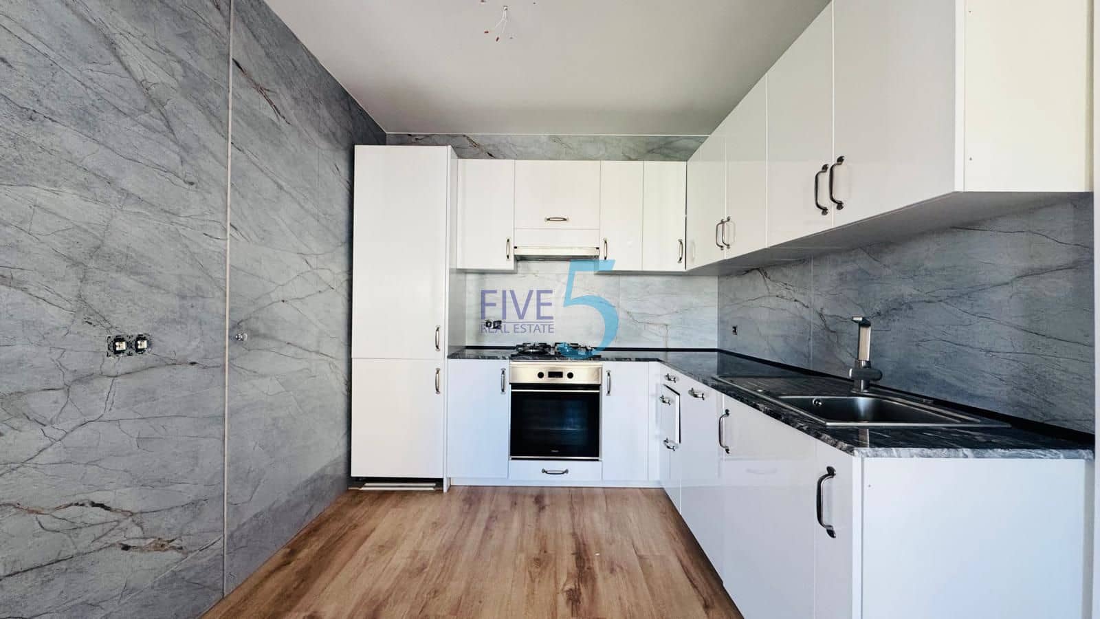 3 chambre Maison de Ville à vendre à Villamartin avec piscine garage - 235 000 € (Ref: 10106514)