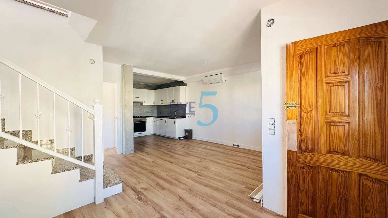 3 chambre Maison de Ville à vendre à Villamartin avec piscine garage - 235 000 € (Ref: 10106514)