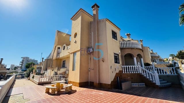 3 chambre Maison de Ville à vendre à Villamartin, Orihuela avec piscine garage - 235 000 € (Ref: 10106514)