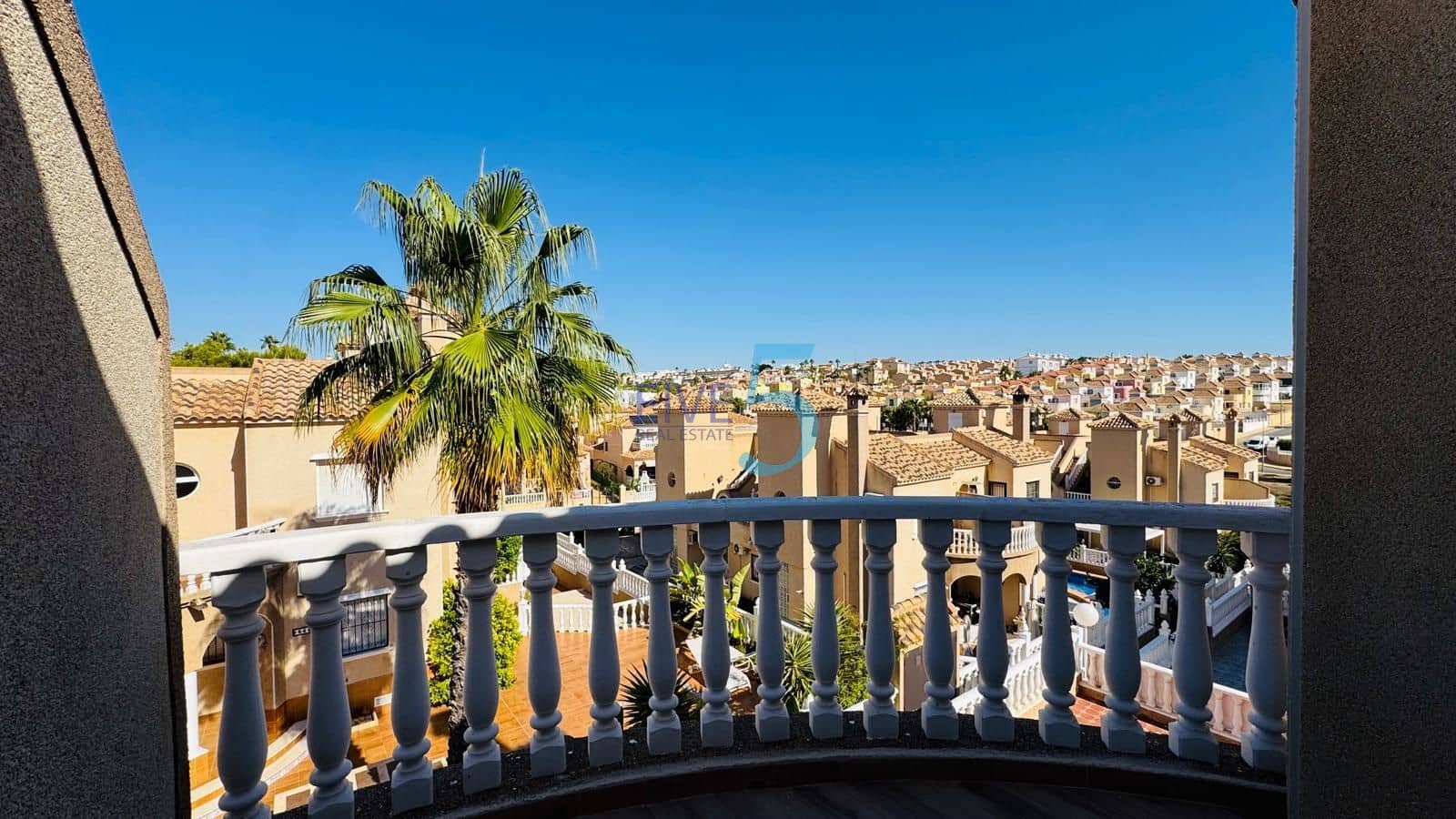 3 chambre Maison de Ville à vendre à Villamartin avec piscine garage - 235 000 € (Ref: 10106514)