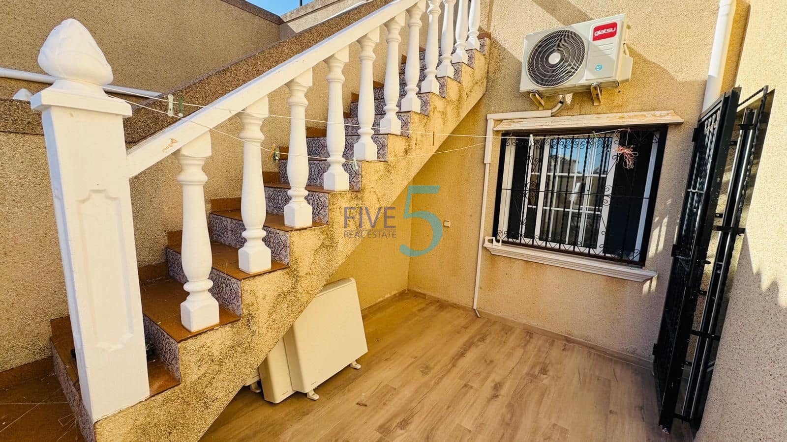 3 chambre Maison de Ville à vendre à Villamartin avec piscine garage - 235 000 € (Ref: 10106514)