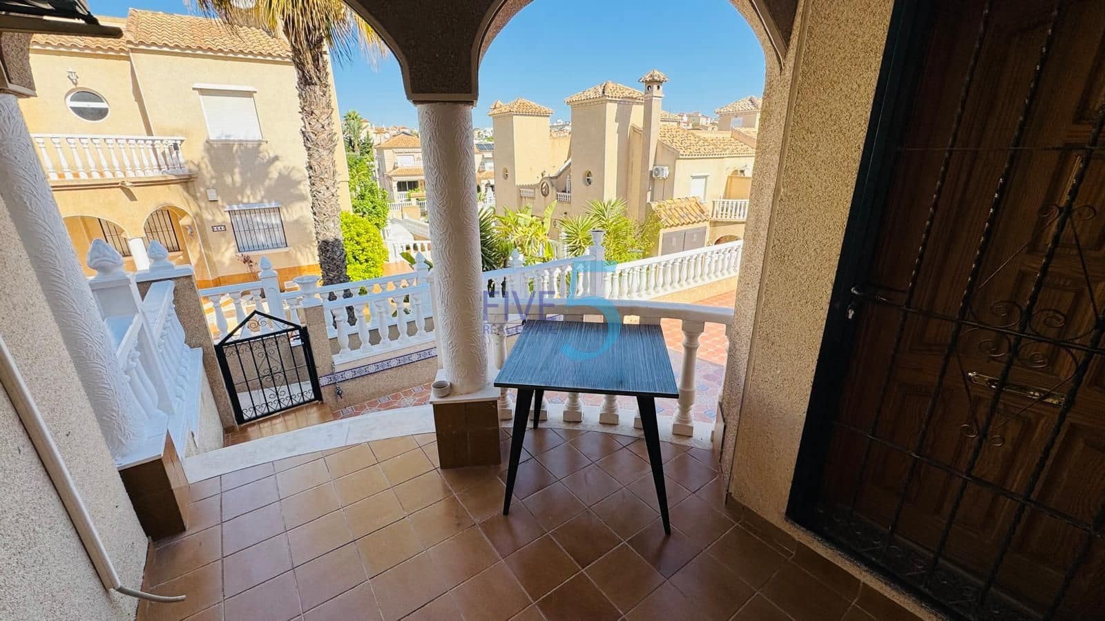 3 chambre Maison de Ville à vendre à Villamartin avec piscine garage - 235 000 € (Ref: 10106514)
