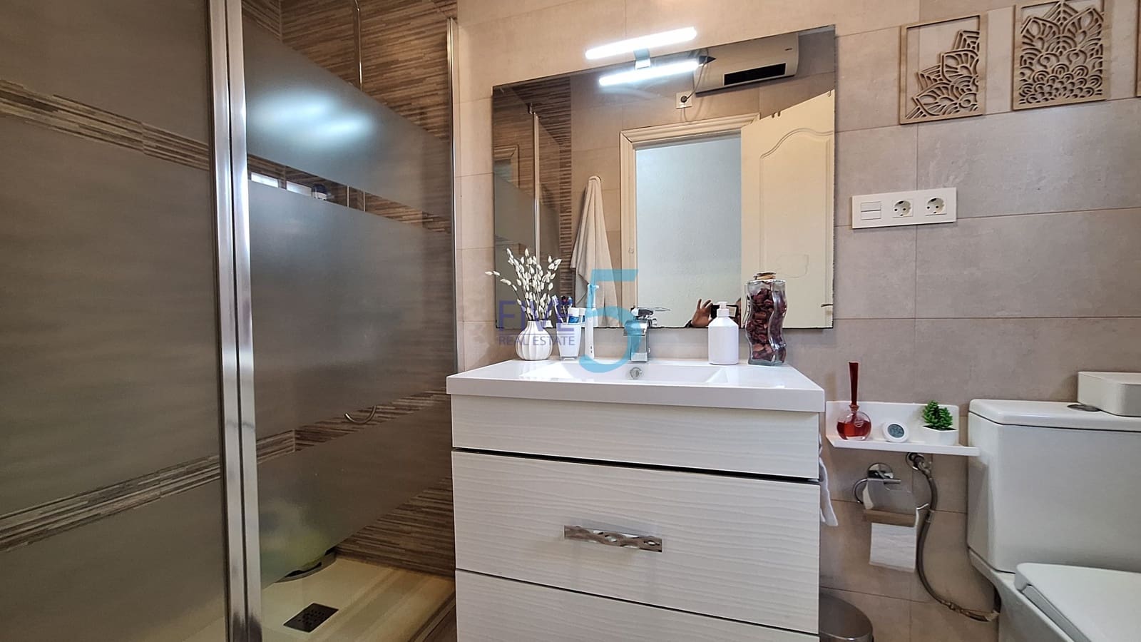 3 soverom Leilighet til salgs i Los Altos med svømmebasseng - € 239 900 (Ref: 10106516)