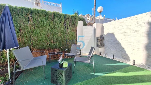 3 soverom Leilighet til salgs i Los Altos med svømmebasseng - € 239 900 (Ref: 10106516)