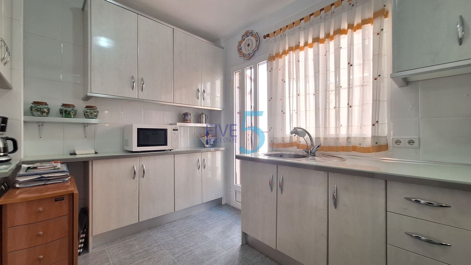 Casa de 3 habitaciones en Playa Flamenca en venta con piscina garaje - 200.000 € (Ref: 10109949)