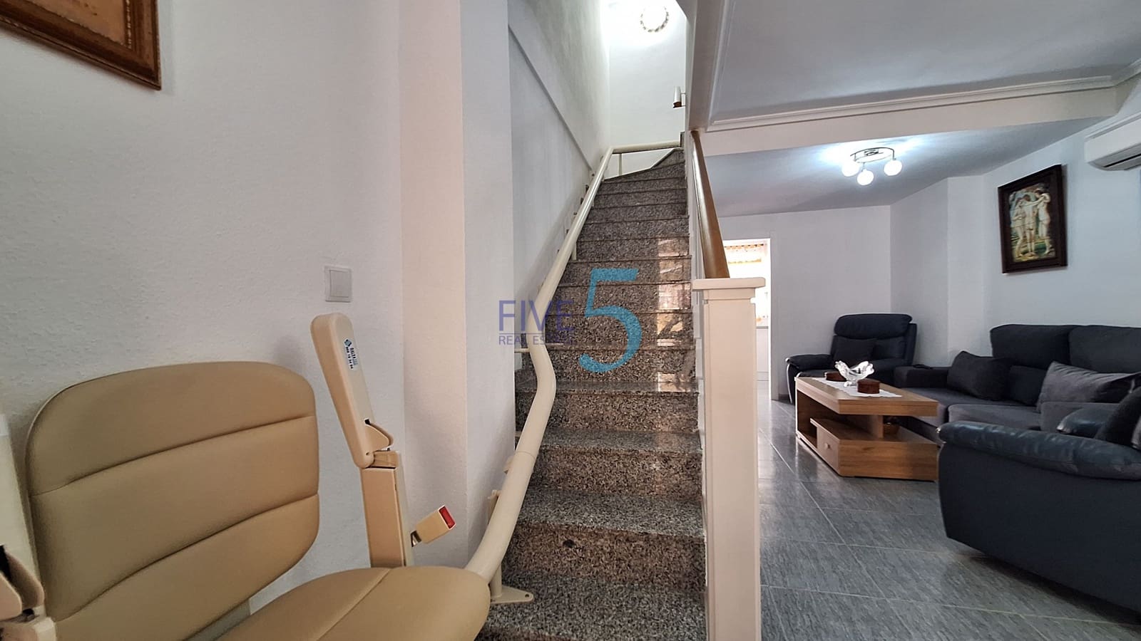 Casa de 3 habitaciones en Playa Flamenca en venta con piscina garaje - 200.000 € (Ref: 10109949)