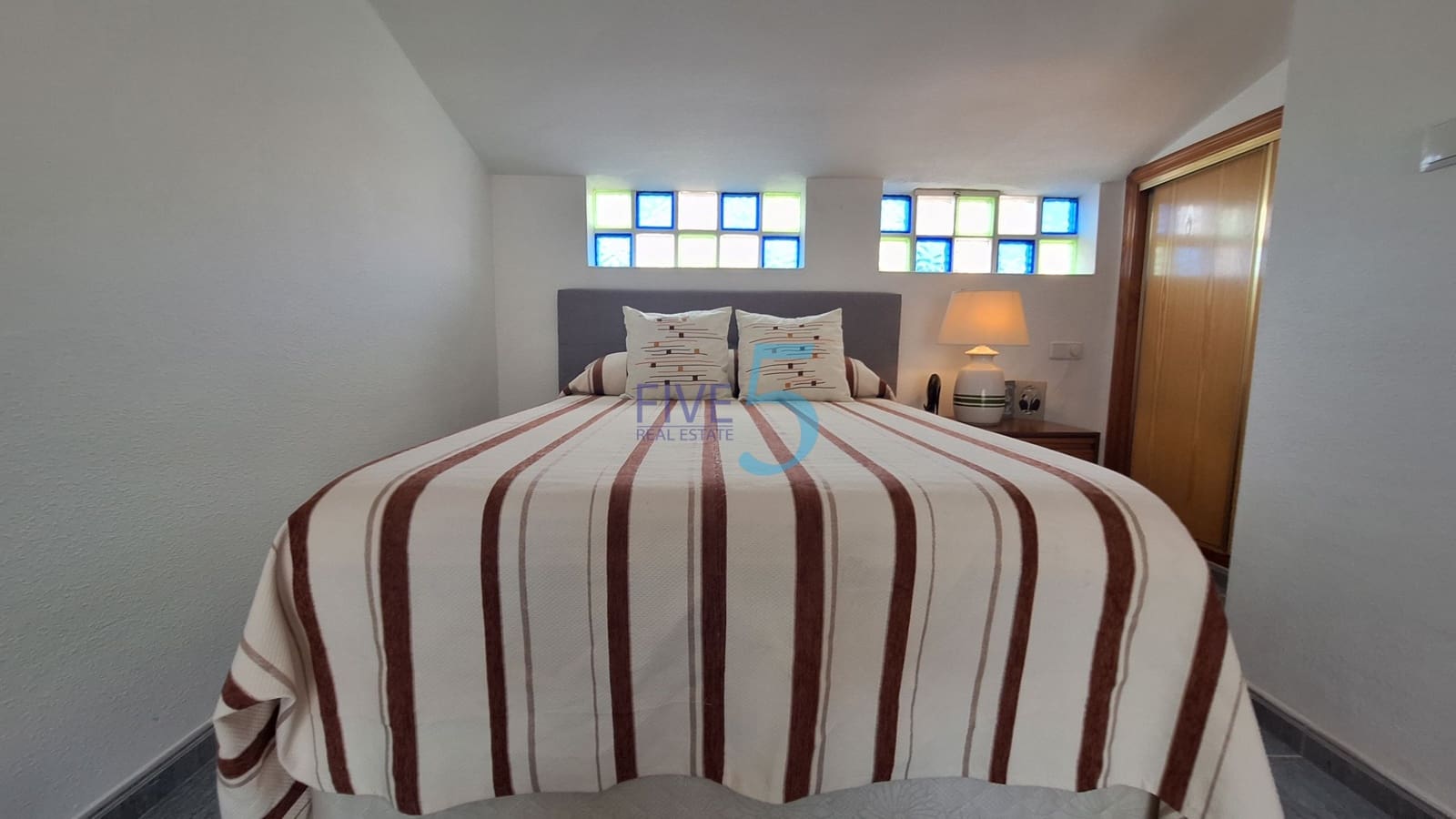 Casa de 3 habitaciones en Playa Flamenca en venta con piscina garaje - 200.000 € (Ref: 10109949)
