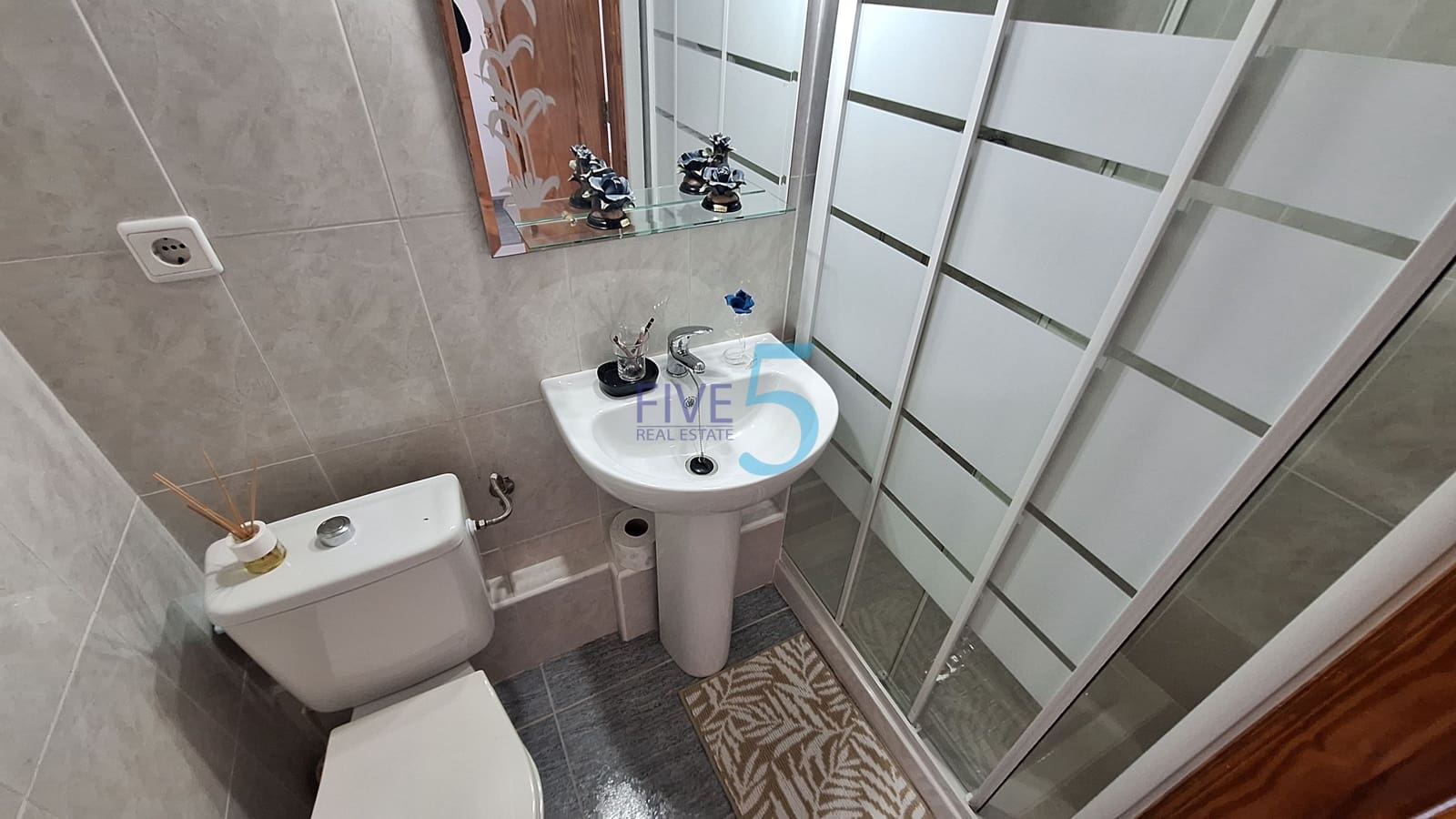 Casa de 3 habitaciones en Playa Flamenca en venta con piscina garaje - 200.000 € (Ref: 10109949)