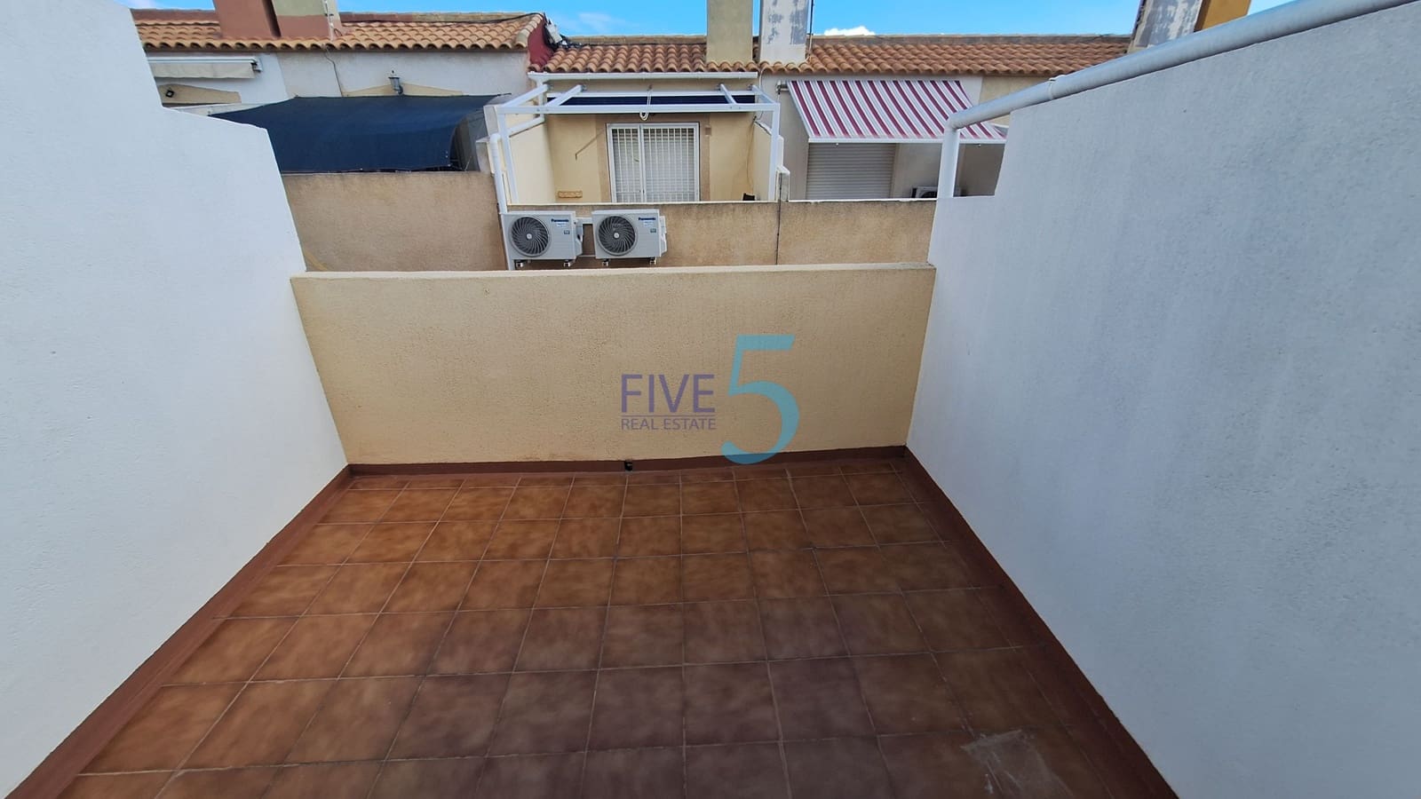 Casa de 3 habitaciones en Playa Flamenca en venta con piscina garaje - 200.000 € (Ref: 10109949)