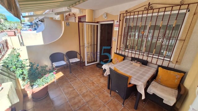 Casa de 3 habitaciones en Playa Flamenca, Orihuela en venta con piscina garaje - 200.000 € (Ref: 10109949)