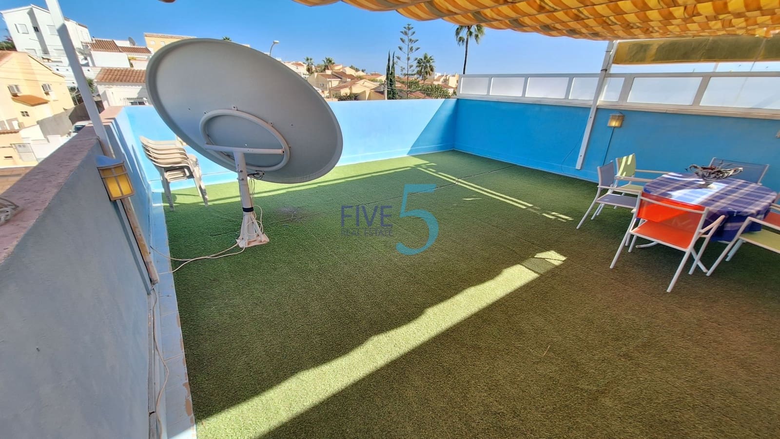 Pareado de 2 habitaciones en San Fulgencio en venta con piscina garaje - 220.000 € (Ref: 10110246)