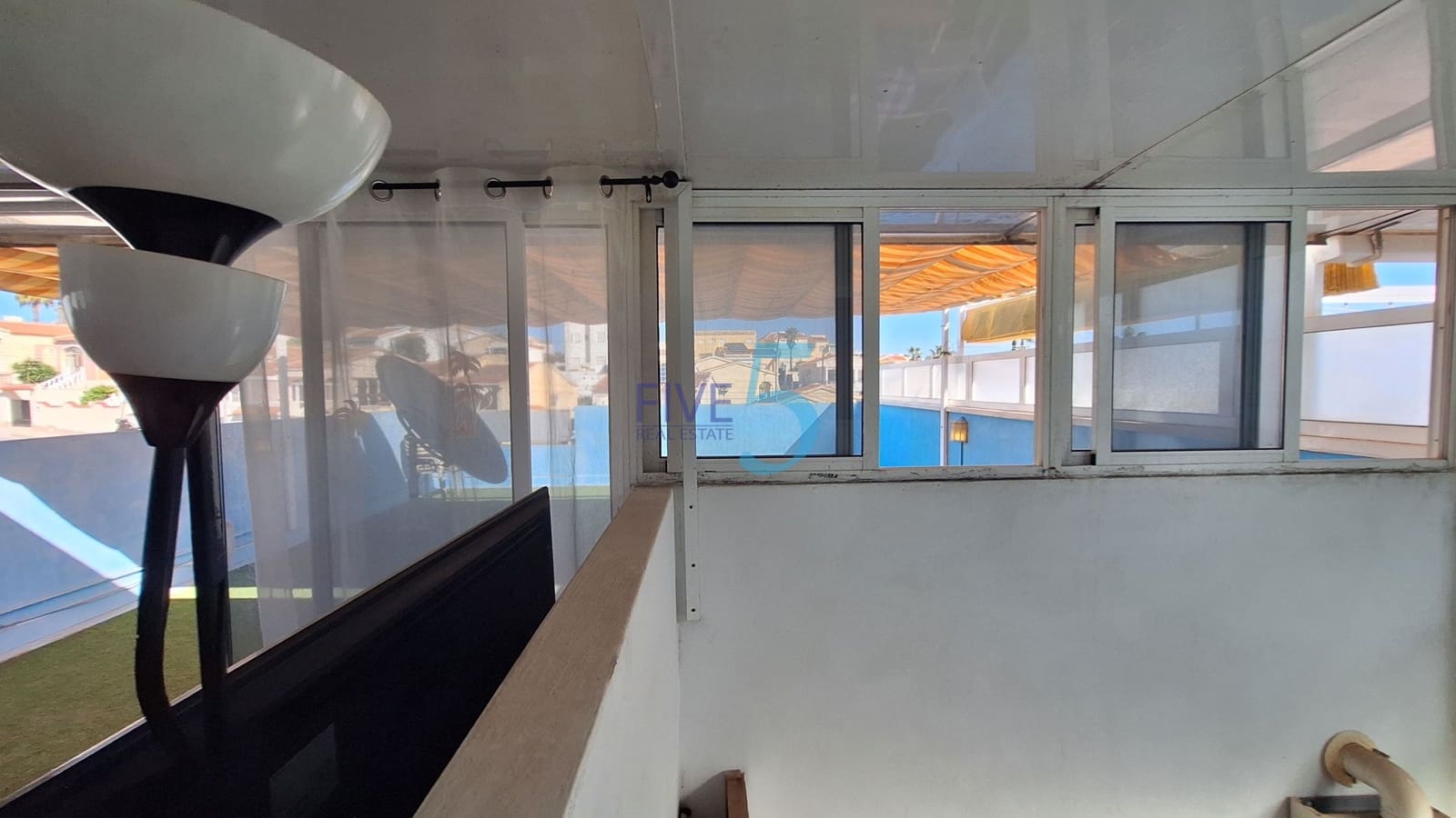 Pareado de 2 habitaciones en San Fulgencio en venta con piscina garaje - 220.000 € (Ref: 10110246)