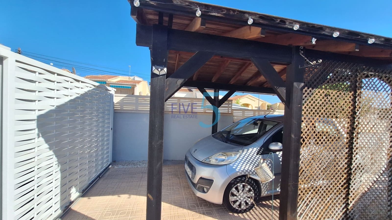 Pareado de 2 habitaciones en San Fulgencio en venta con piscina garaje - 220.000 € (Ref: 10110246)