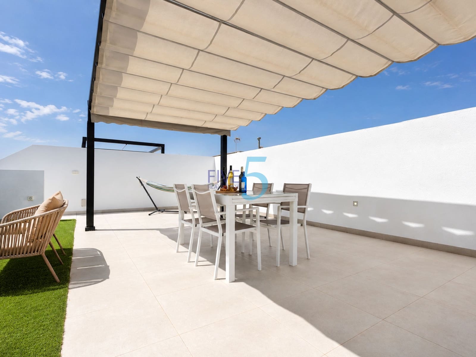 3 Zimmer Villa zu verkaufen in Santiago de la Ribera mit Pool Garage - 555.000 € (Ref: 10110247)