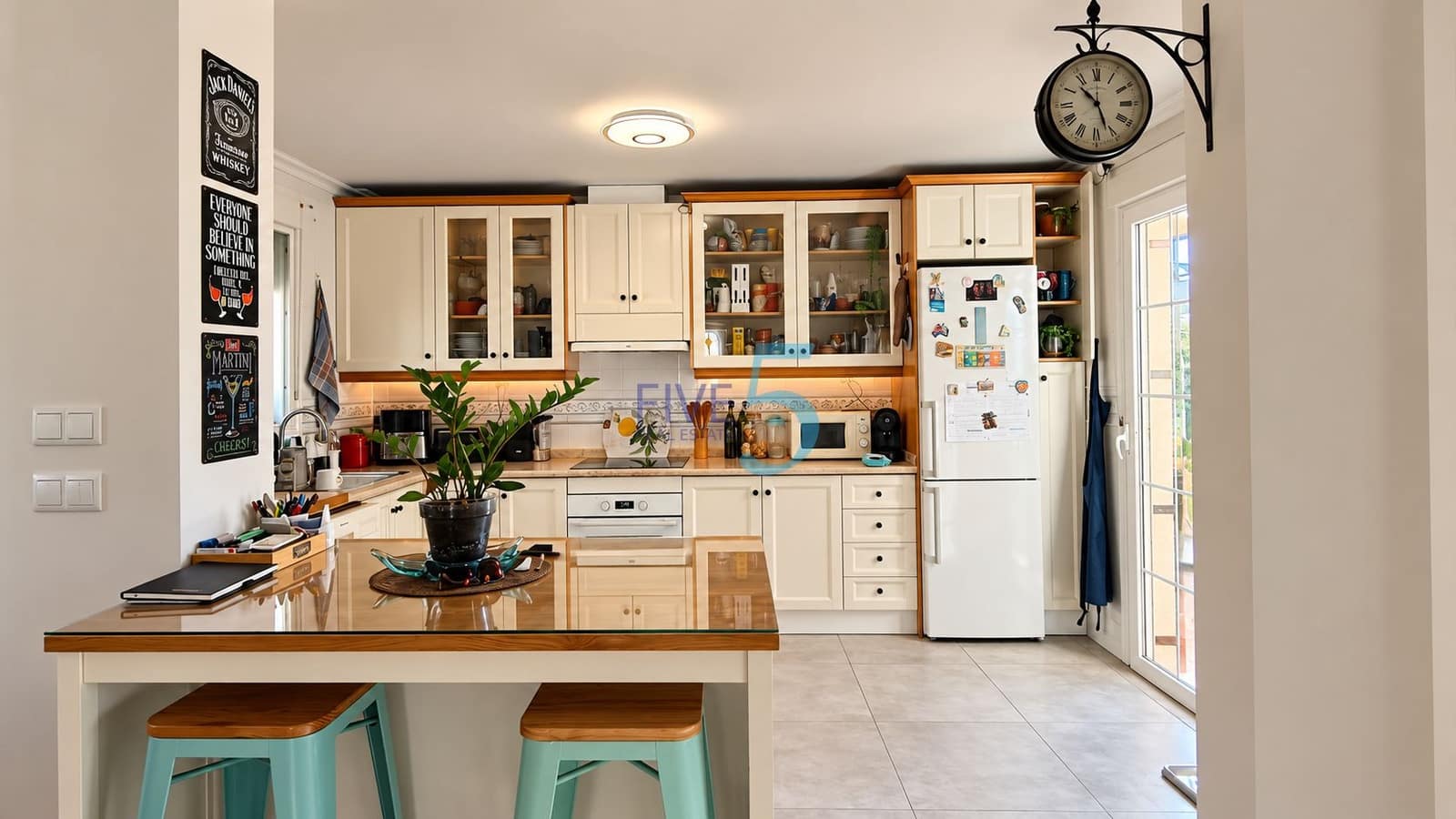 3 slaapkamer Villa te koop in Lo Crispin met zwembad garage - € 320.000 (Ref: 10114609)