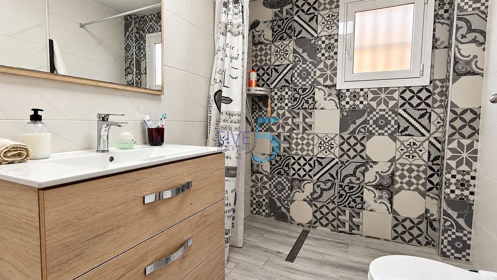 3 slaapkamer Villa te koop in Lo Crispin met zwembad garage - € 320.000 (Ref: 10114609)