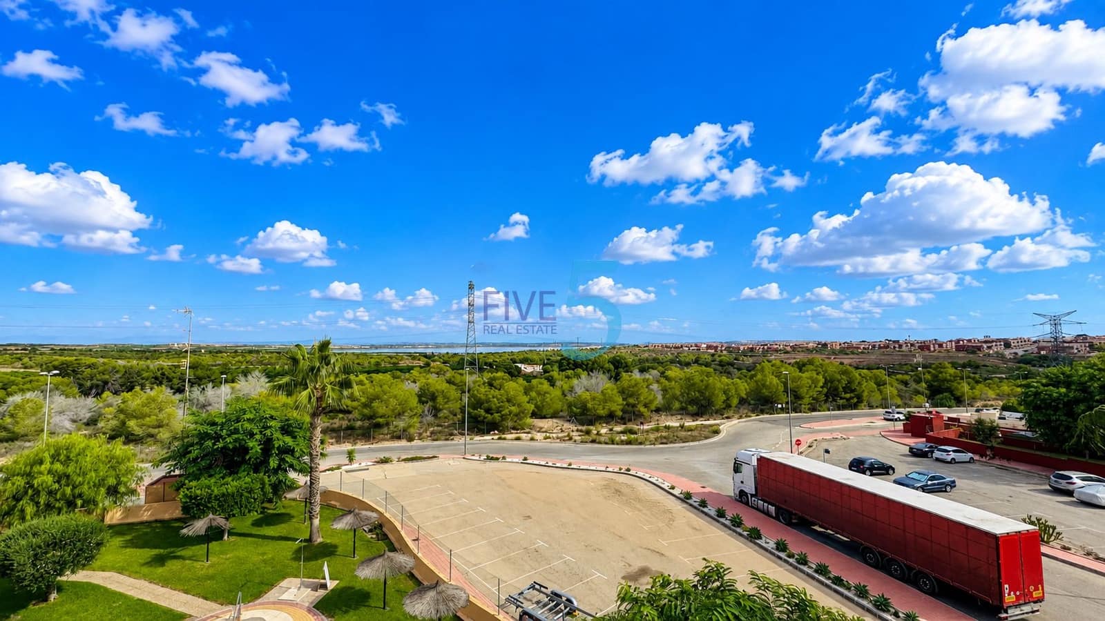 3 camera da letto Villa in vendita in Villamartin con piscina garage - 398.000 € (Rif: 10116038)