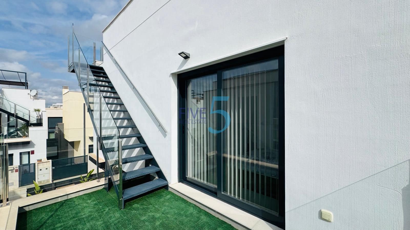 3 camera da letto Villa in vendita in Villamartin con piscina garage - 398.000 € (Rif: 10116038)