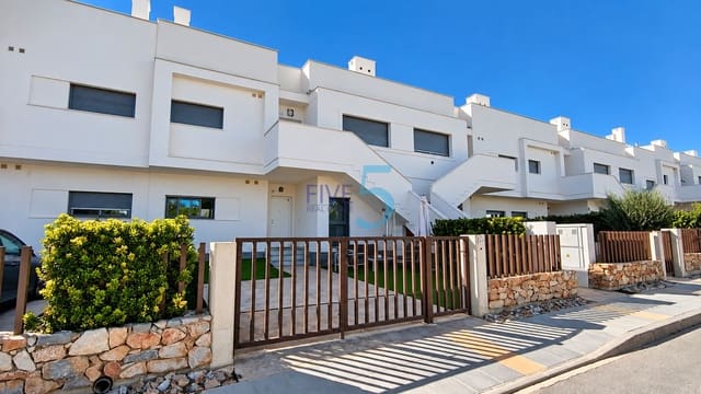 Apartamento de 2 habitaciones en Vistabella, Orihuela en venta con piscina garaje - 249.995 € (Ref: 10118602)
