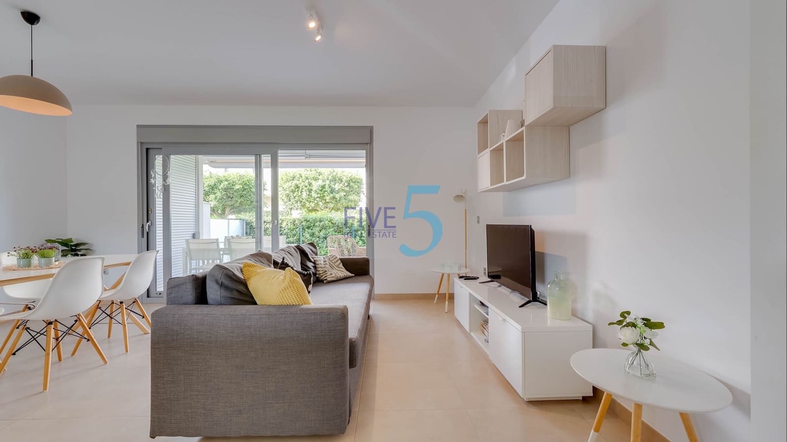 2 bedroom Apartment for sale in Vistabella with pool garage - € 249,995 (Ref: 10118602)