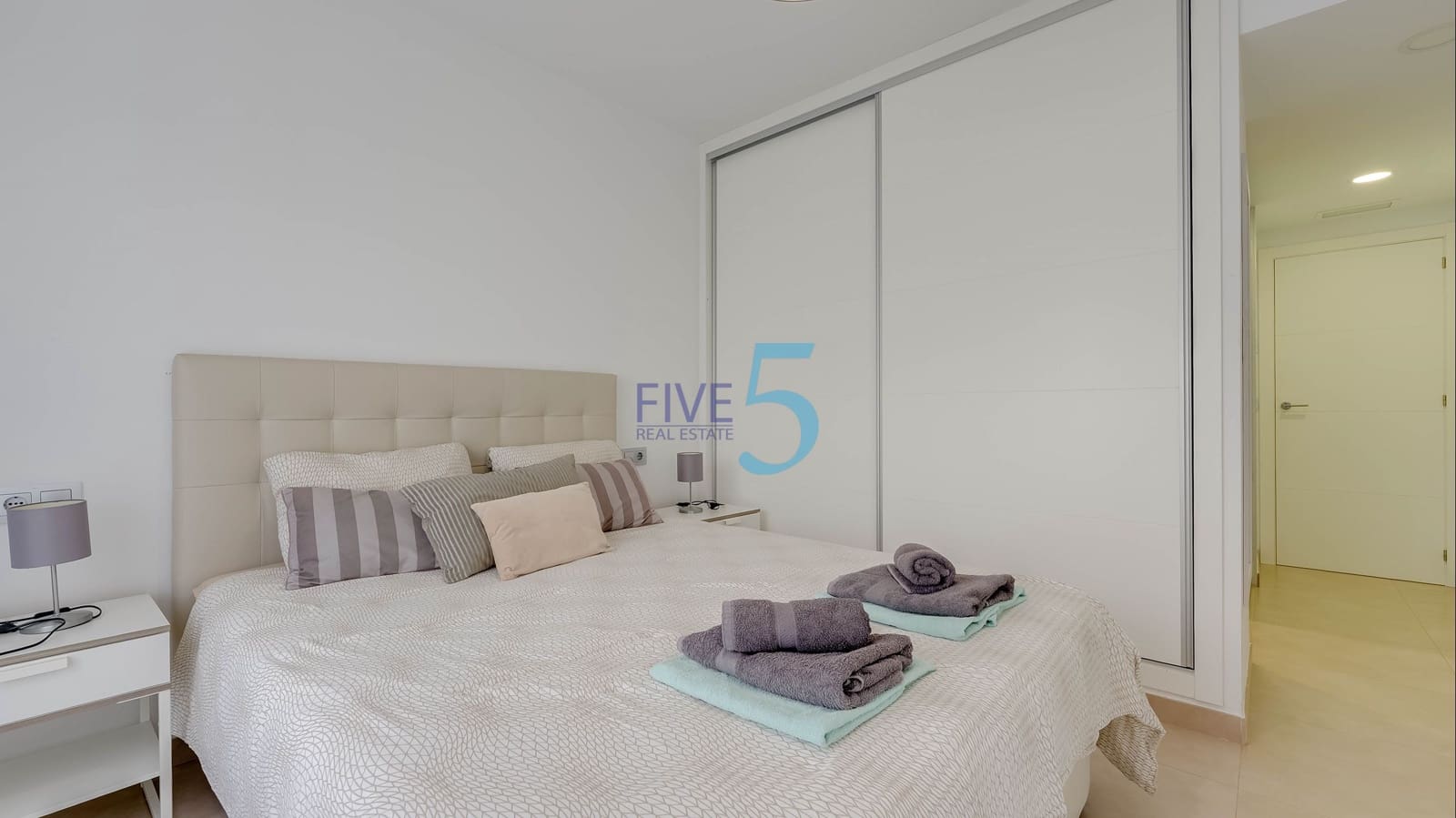 2 bedroom Apartment for sale in Vistabella with pool garage - € 249,995 (Ref: 10118602)