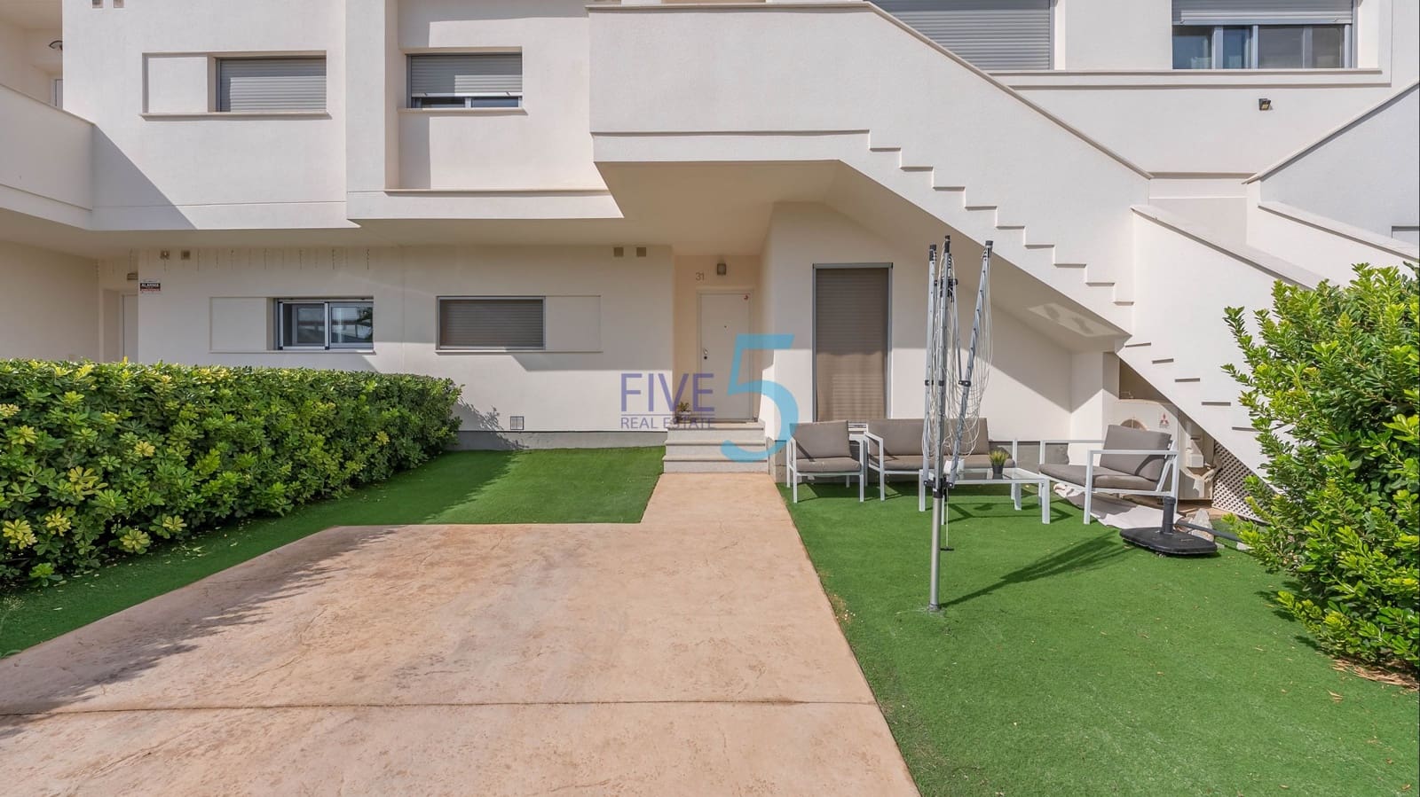 2 bedroom Apartment for sale in Vistabella with pool garage - € 249,995 (Ref: 10118602)