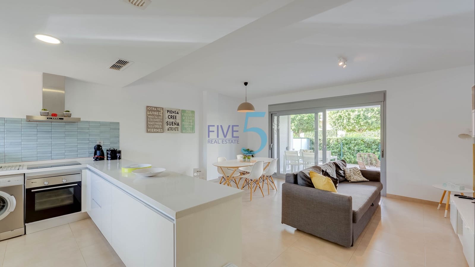 2 bedroom Apartment for sale in Vistabella with pool garage - € 249,995 (Ref: 10118602)