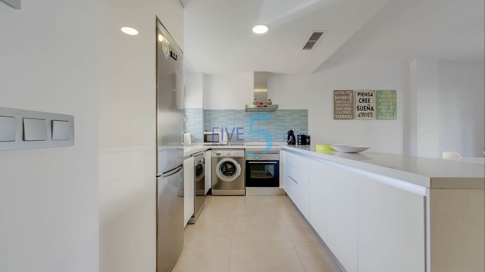 2 bedroom Apartment for sale in Vistabella with pool garage - € 249,995 (Ref: 10118602)