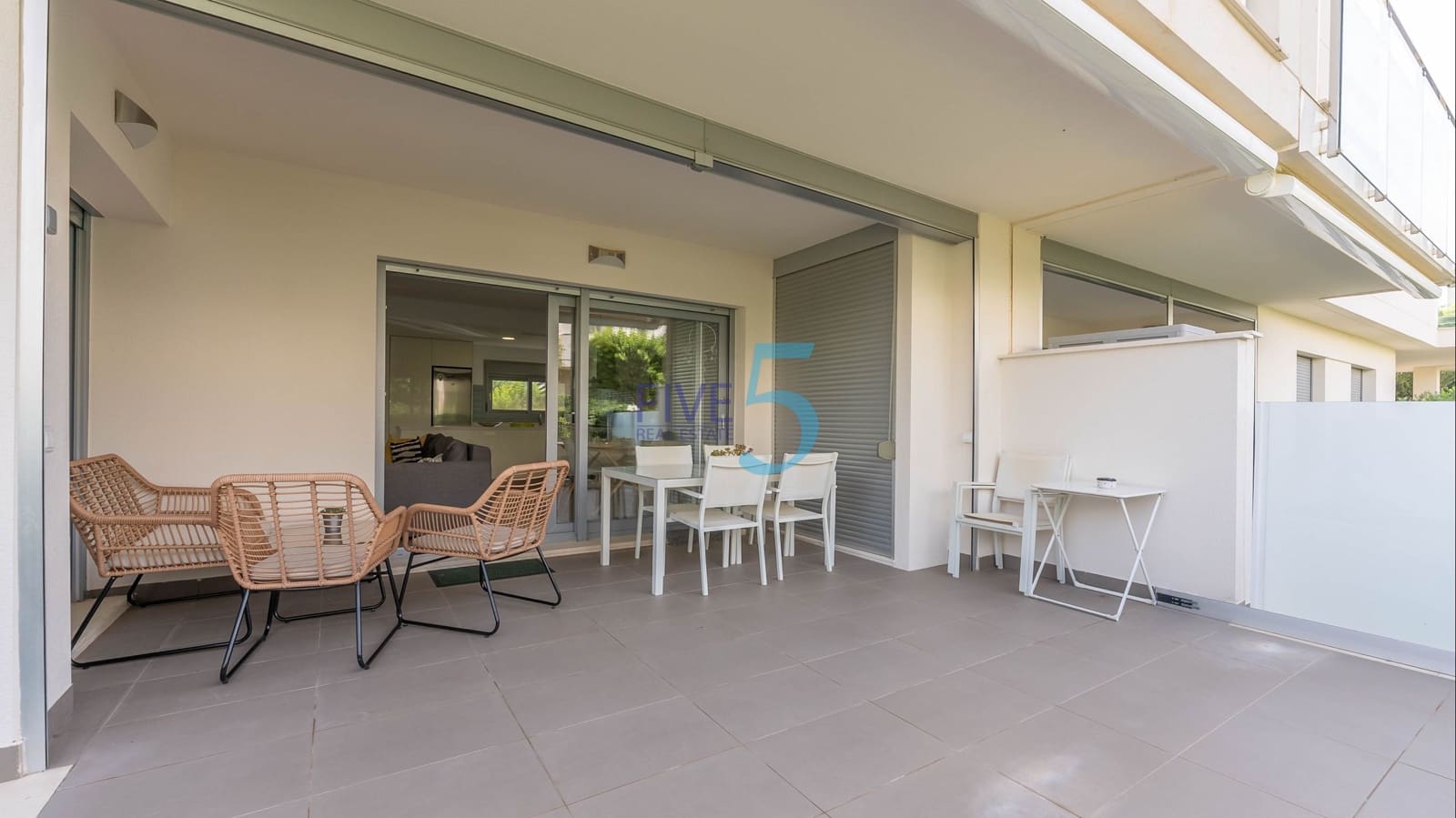 2 bedroom Apartment for sale in Vistabella with pool garage - € 249,995 (Ref: 10118602)