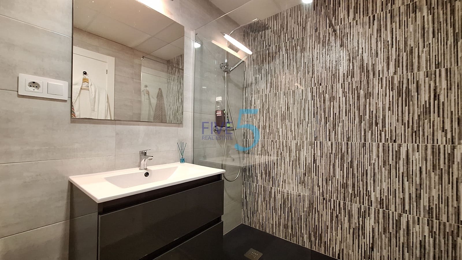 Apartamento de 3 habitaciones en Lo Pagan en venta con piscina garaje - 285.000 € (Ref: 10118604)