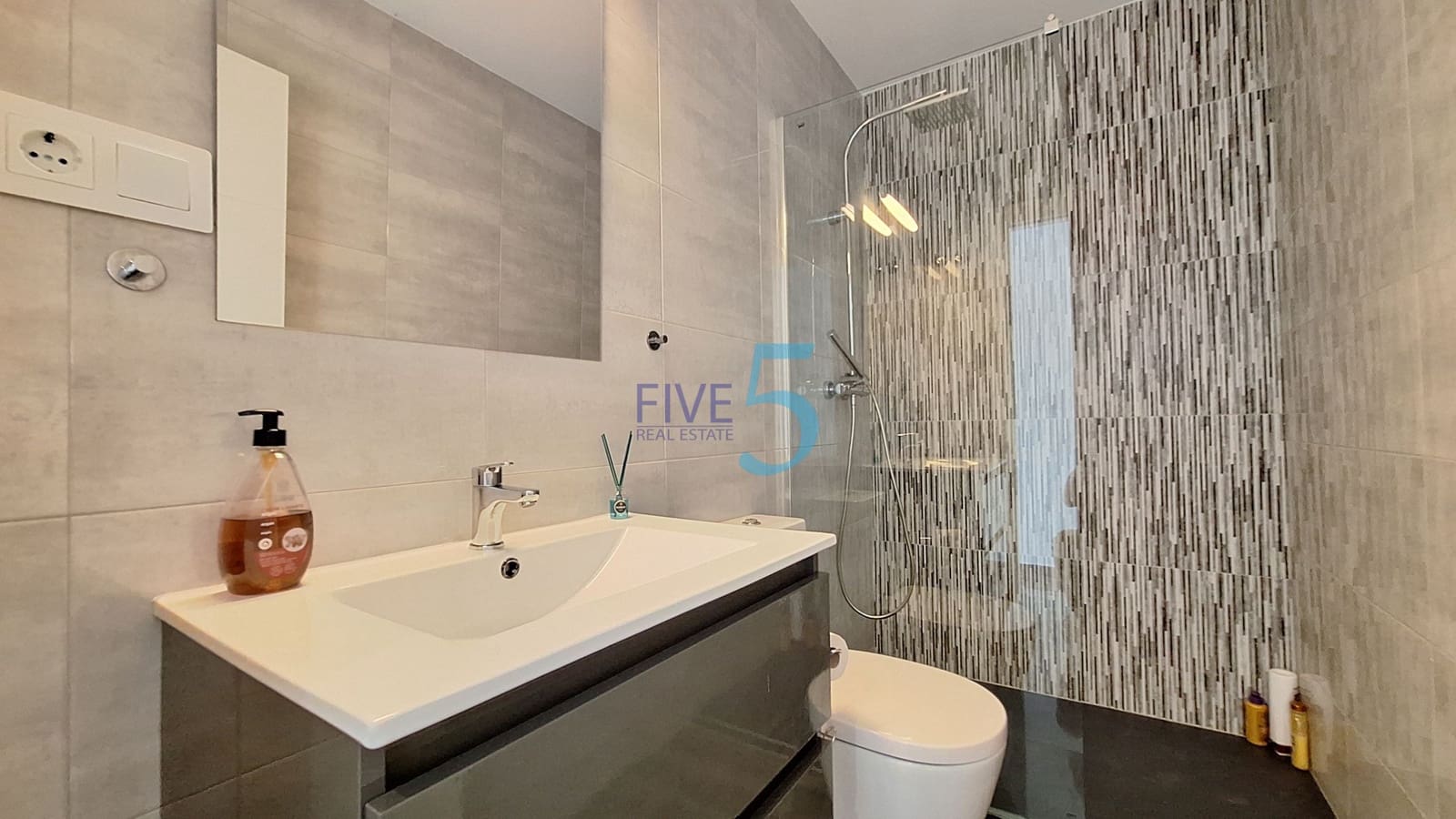 Apartamento de 3 habitaciones en Lo Pagan en venta con piscina garaje - 285.000 € (Ref: 10118604)