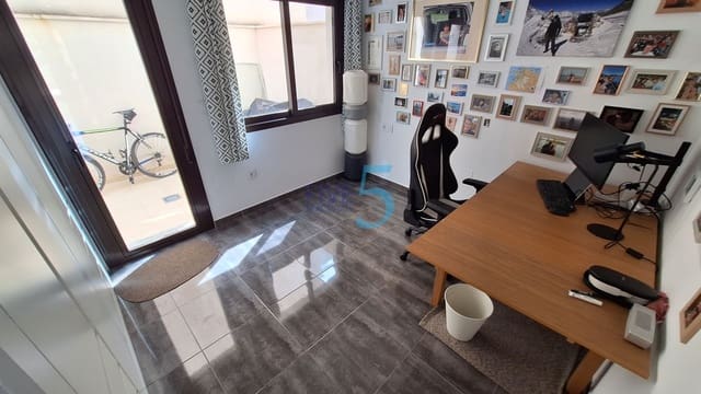 Apartamento de 3 habitaciones en Lo Pagan, San Pedro del Pinatar en venta con piscina garaje - 285.000 € (Ref: 10118604)