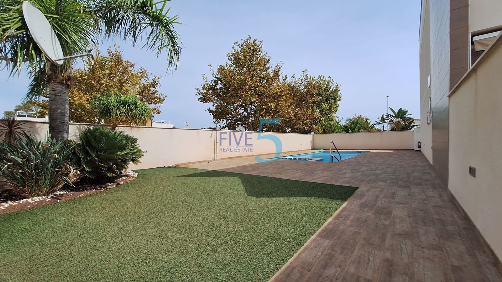 Apartamento de 3 habitaciones en Lo Pagan en venta con piscina garaje - 285.000 € (Ref: 10118604)
