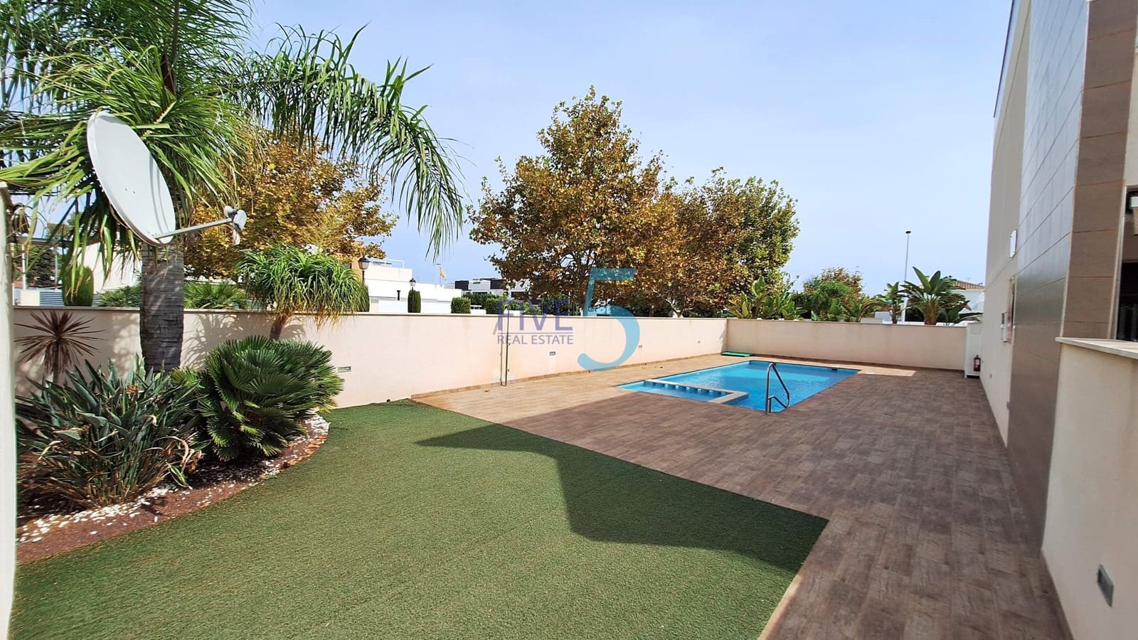 Apartamento de 3 habitaciones en Lo Pagan en venta con piscina garaje - 285.000 € (Ref: 10118604)