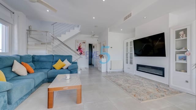 3 soveværelse Villa til salg i Daya Nueva med swimmingpool - € 325.000 (Ref: 10120601)