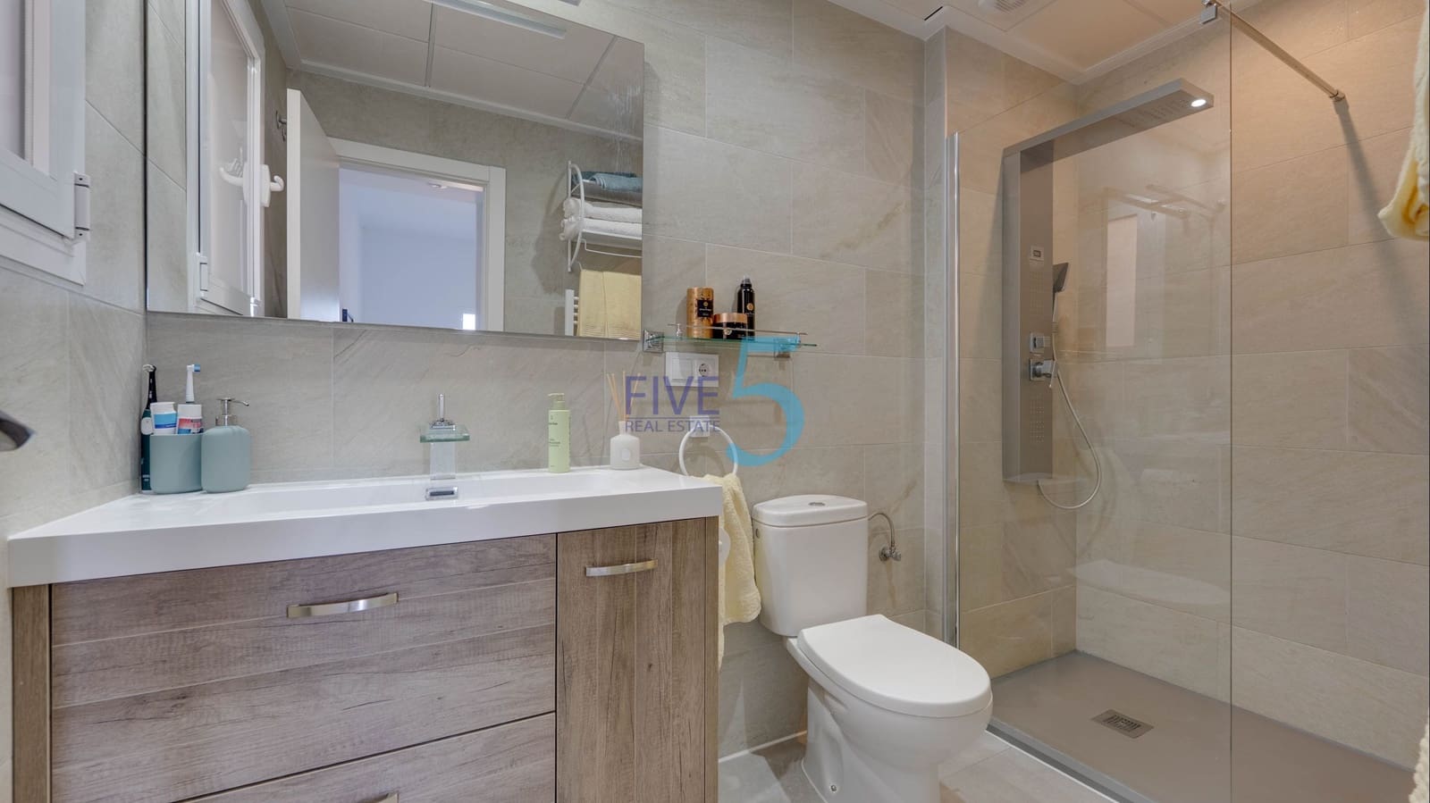 3 bedroom Villa for sale in Daya Nueva with pool - € 325,000 (Ref: 10120601)