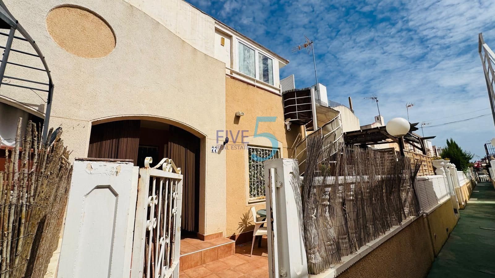 1 camera da letto Bungalow in vendita in Los Balcones con piscina - 104.000 € (Rif: 10120985)