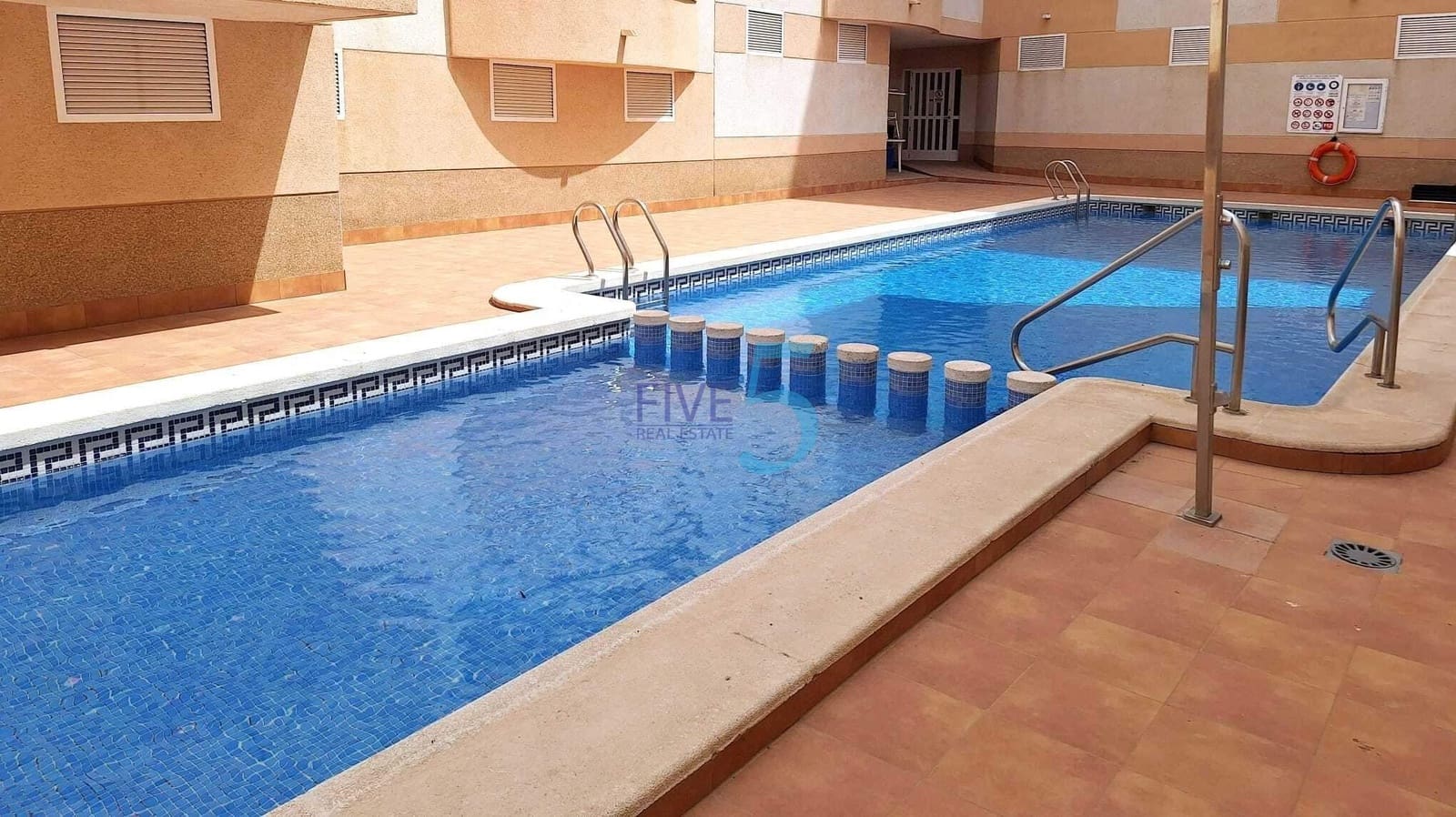 2 sypialnia Apartament na sprzedaż w Torrevieja z basenem - 124 000 € (Ref: 10121168)
