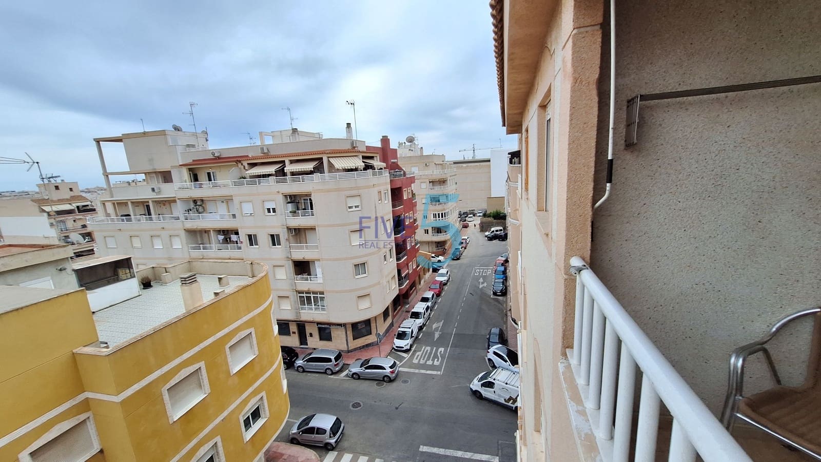 2 sypialnia Apartament na sprzedaż w Torrevieja z basenem - 124 000 € (Ref: 10121168)