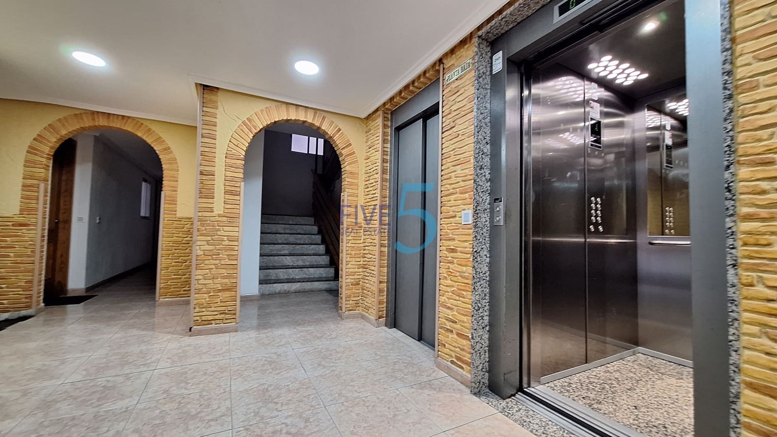 2 sypialnia Apartament na sprzedaż w Torrevieja z basenem - 124 000 € (Ref: 10121168)