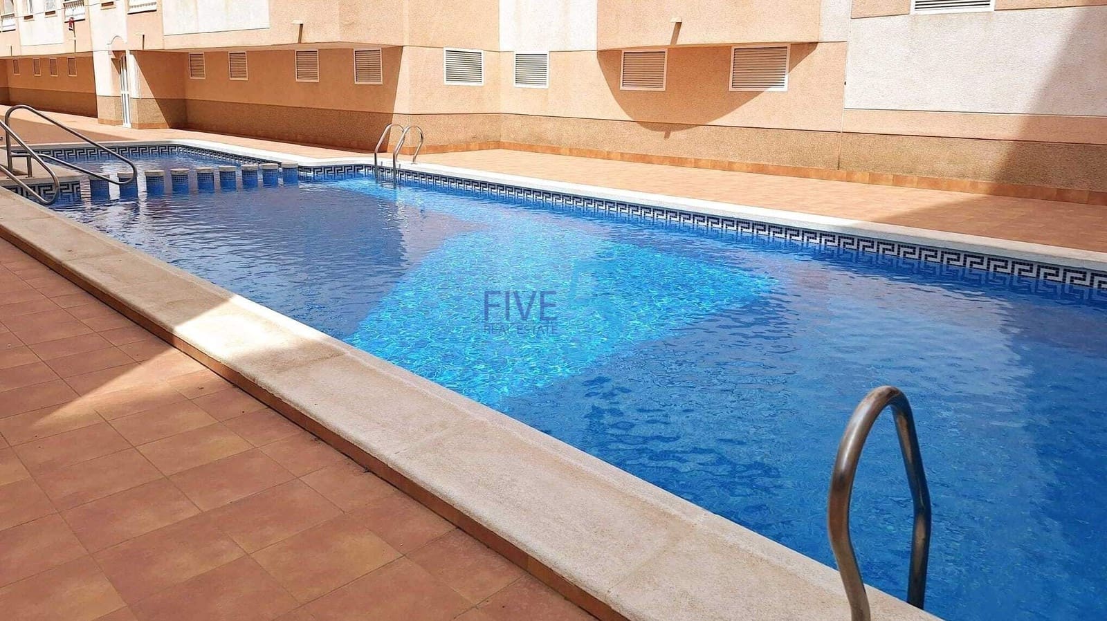 2 sypialnia Apartament na sprzedaż w Torrevieja z basenem - 124 000 € (Ref: 10121168)