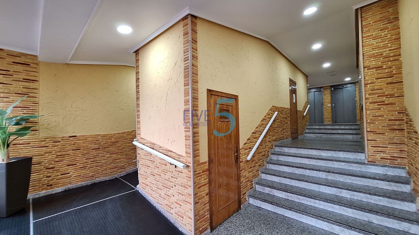 2 sypialnia Apartament na sprzedaż w Torrevieja z basenem - 124 000 € (Ref: 10121168)